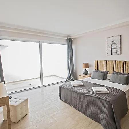 Five Bedrooms Star Private 1272 Villa *