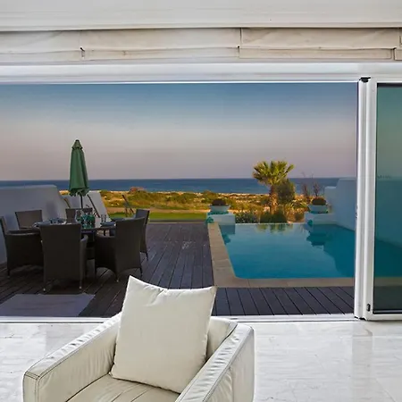 Five Bedrooms Star Private 1272 *