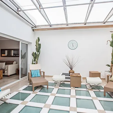 Villa Five Bedrooms Star Private 1272 *