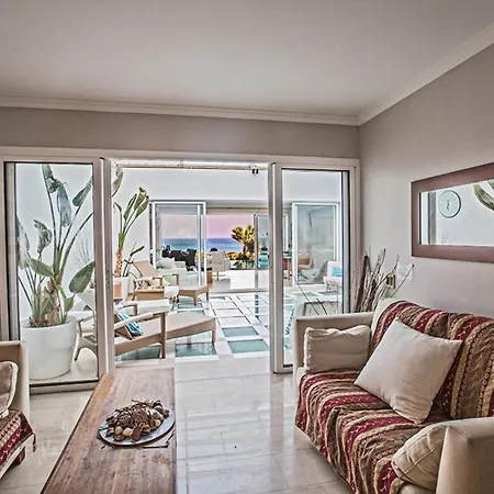 Five Bedrooms Star Private 1272 *