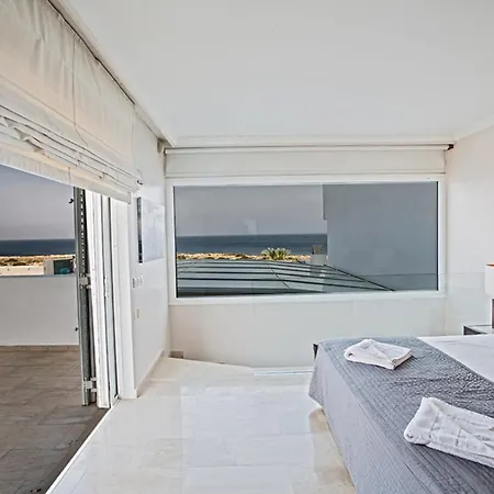 Five Bedrooms Star Private 1272 * Protaras